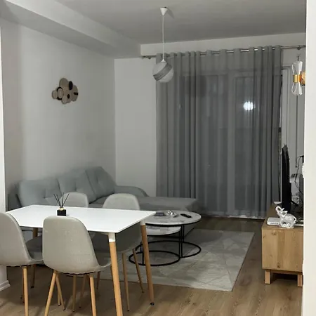 Bright & Roomy Tirana