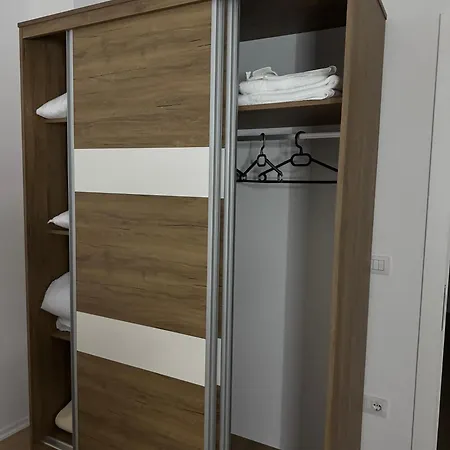 Bright & Roomy Apartment Tirana